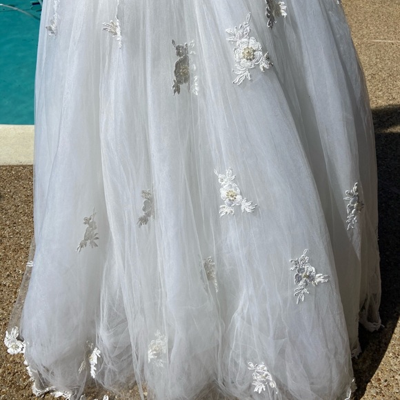 Daisy Wedding Dress - Picture 8 of 8